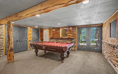 7955 Lakeshore Drive, Julie & Co. Realty