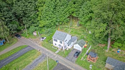 22 Garside Road, Julie & Co. Realty