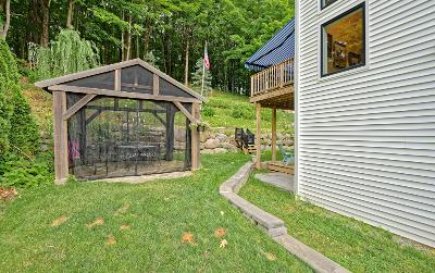 22 Garside Road, Julie & Co. Realty