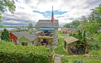 22 Garside Road, Julie & Co. Realty