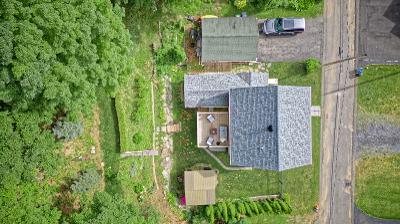 22 Garside Road, Julie & Co. Realty
