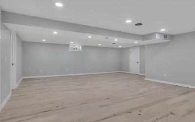 257 W. Circular Street, Julie & Co. Realty