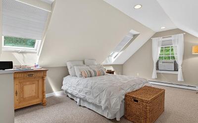13 Beacon Hill Drive, Julie & Co. Realty