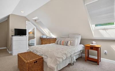 13 Beacon Hill Drive, Julie & Co. Realty