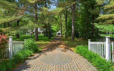 13 Beacon Hill Drive, Julie & Co. Realty