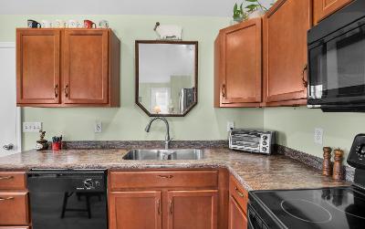 26 Parkview Lane, Julie & Co. Realty