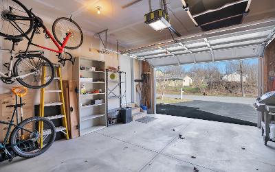 26 Parkview Lane, Julie & Co. Realty