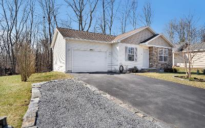 26 Parkview Lane, Julie & Co. Realty