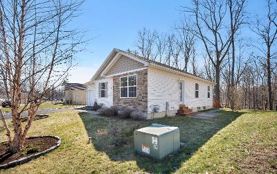 26 Parkview Lane, Julie & Co. Realty