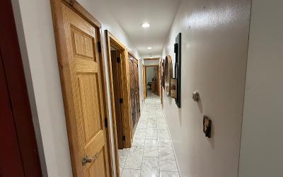 61 Mullen Bay Lane, Julie & Co. Realty!