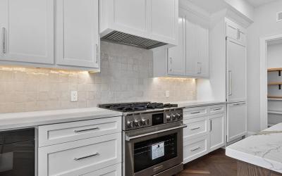 122 Regent Street, Unit #1, Julie & Co. Realty