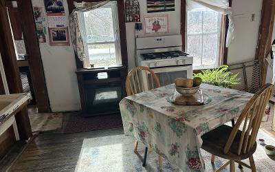 919 Bradford Hill Road, Julie & Co. Realty