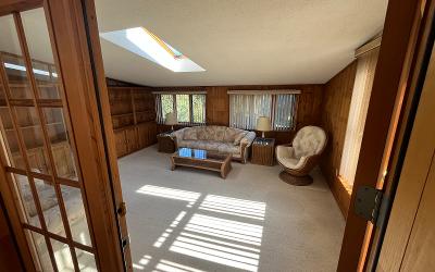 945 NYS Route 9N, Julie & Co. Realty