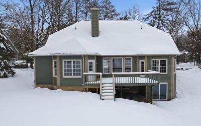 38 Hearthstone Drive, Julie & Co. Realty