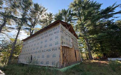 32 Hillcrest Lane, Julie & Co. Realty