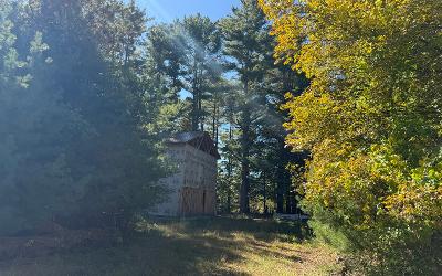 32 Hillcrest Lane, Julie & Co. Realty