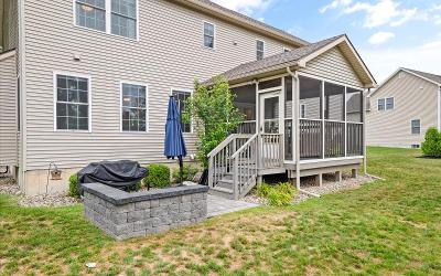 6 Heritage Pointe Drive, Julie & Co. Realty