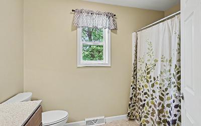 30 Oak View Drive, Julie & Co. Realty