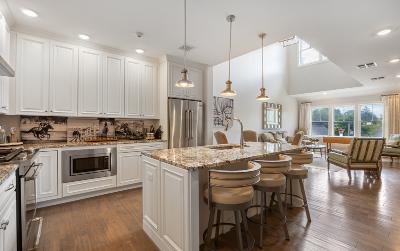 46 Union Avenue #303, Julie & Co. Realty