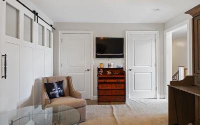 46 Union Avenue #303, Julie & Co. Realty