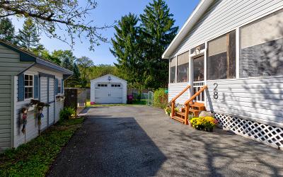 28 Henry Street, Julie & Co. Realty