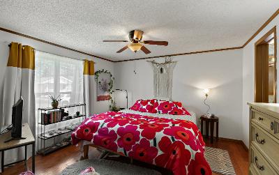 28 Henry Street, Julie & Co. Realty