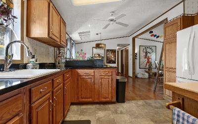 28 Henry Street, Julie & Co. Realty