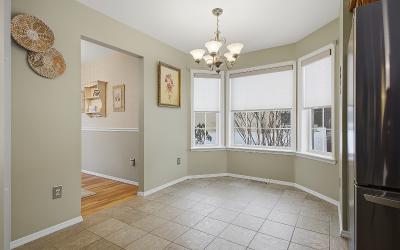 4 Wilshire Boulevard, Julie & Co. Realty