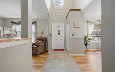 4 Wilshire Boulevard, Julie & Co. Realty