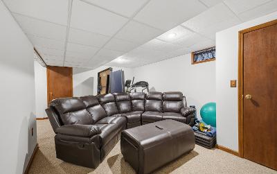 4 Wilshire Boulevard, Julie & Co. Realty