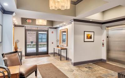 30 Whistler Court, Unit 111, Julie & Co. Realty