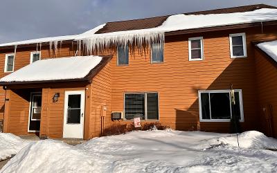 10 Eichen Street, Julie & Co. Realty