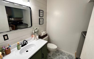 10 Eichen Street, Julie & Co. Realty