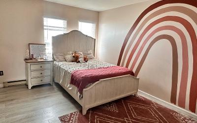 10 Eichen Street, Julie & Co. Realty