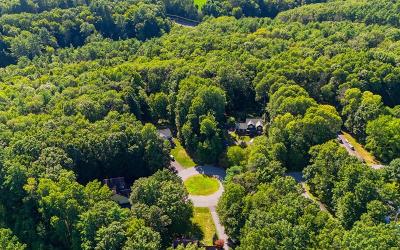 16 White Birch Lane, Julie & Co. Realty