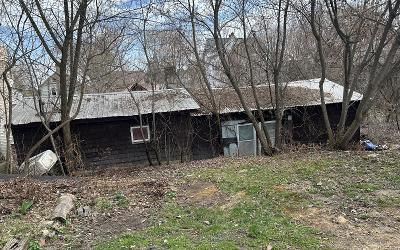 24 Algonkin Street, Julie & Co. Realty