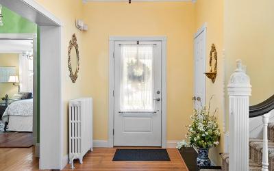 153 Bay Street, Julie & Co. Realty
