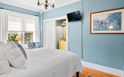 153 Bay Street, Julie & Co. Realty