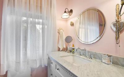 153 Bay Street, Julie & Co. Realty