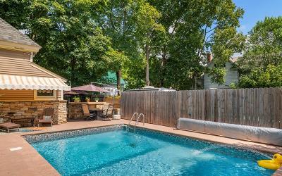 153 Bay Street, Julie & Co. Realty