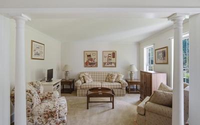 63 Cobble Hill drive, Julie & Co. Realty