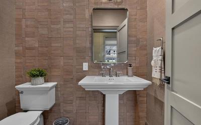 122 Regent Street, Unit #3, Julie & Co. Realty