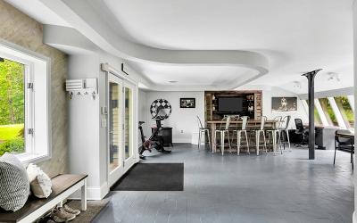 52 Ruggles Road, Julie & Co. Realty