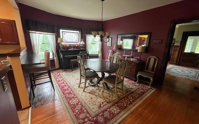 149 Champlain Avenue, Julie & Co. Realty