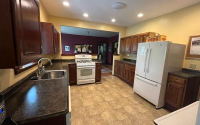 149 Champlain Avenue, Julie & Co. Realty