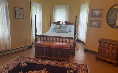 149 Champlain Avenue, Julie & Co. Realty