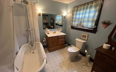 149 Champlain Avenue, Julie & Co. Realty