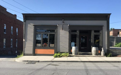 33 Ferry Street, Julie & Co. Realty
