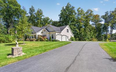 1410 Cosgrove Drive, Julie & Co. Realty