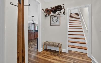 1410 Cosgrove Drive, Julie & Co. Realty